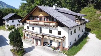 Expose PROVISIONSFREI!!! Große Wohneinheit in einem historischen Bauernhaus!