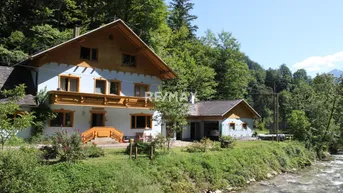 Expose Wohnhaus in Naturlage
