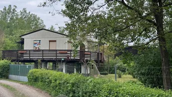 Expose "OPEN HOUSE - Sommerhaus auf Eckpachtgrundstück am linken Donauufer"