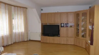 Expose "AUCH MIETKAUF MÖGLICH - Großzügige 3 Zimmer Wohnung in Pressbaum "