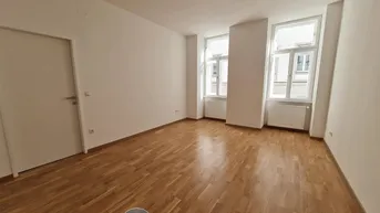 Expose "2 Roomflat, newly renovated"
