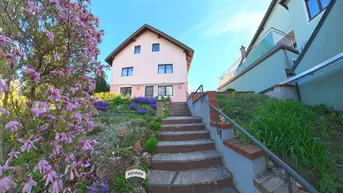 Expose "Traumhaus für 1,2 oder 3 Generationen"