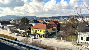 Expose "2 Zimmer 74m² + Loggia mit toller Aussicht!"