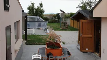 Expose "Landhaus mit Pool und großem Garten"