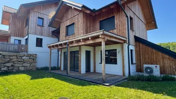 Expose "Ökologisches Holzhaus im Chalet-Stil – Luxus trifft Nachhaltigkeit!"