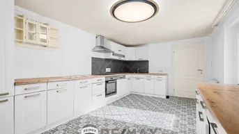 Expose "Charmantes Wohnhaus mit Pool &amp; Garten!"