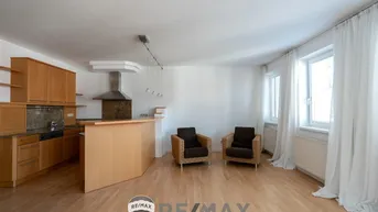 Expose "4th DISTRICT: BRIGHT APARTMENT IN PRESTIGIOUS BUILDING