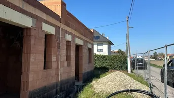 Expose "2 Doppelhäuser und ein Preis! Oberlisse 20 Meter vom 21ten Bezirk!"