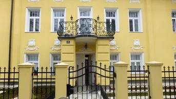 Expose "Dachgeschosswohnung mit 2 Terrassen"