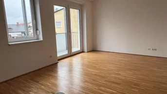 Expose "Unbefristetete und zentrale Balkonwohnung"