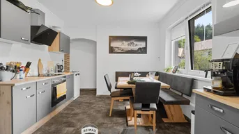 Expose "Ein-/Zweifamilienhaus in ruhiger Lage – mit Sauna &amp; Kachelofen!" 