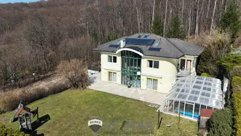 Expose "Traumvilla mit Fernblick"