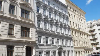 Expose 5-Zimmer-Maisonette - Wunderschön sanierter Altbau!