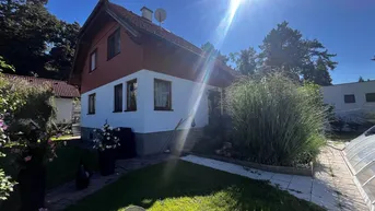 Expose "Solides Haus mit Garten und Pool"