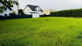 Expose "Sonnige Westlage im Herzen von Biedermannsdorf: 800 m² Eckgrundstück!"
