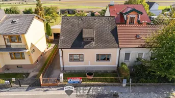 Expose "Charmantes Haus, sanieren und dabei neu gestalten, mit großem Garten"
