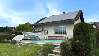 Expose “Charmantes Haus mit Garten, Pool, und Garage“