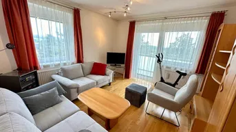 Expose "Wunderschöne 3 Zimmer Wohnung mit Balkon und Garagenplatz"