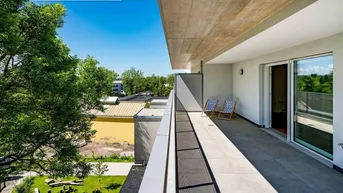 Expose Einzigartiges PENTHOUSE mit grünem Park – 2,80m Raumhöhe im ZENTRUM – Erstbezug
