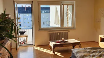 Expose Perfekte Lage - Grosszügige Innenstadtwohnung - Nähe Europagymnasium