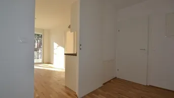 Expose Zentrum/Annenviertel - 35m² - 2 Zimmer - Tolle Aufteilung - großer Südbalkon