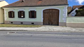 Expose Bauernhaus mit Scheune und mit großem Grundstück