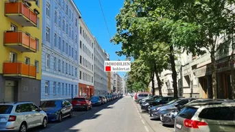 Expose SUPERMIETE - SCHÖNE ALTBAUWOHNUNG- 2 ZIMMER, ALLE NEBENRÄUME - NÄHE U6 MILLENNIUM CITY !