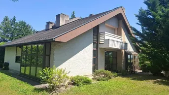 Expose Bad Fischau: Wunderschönes Einfamilienhaus mit Keller, Wintergarten, Carport und tollem Garten in ruhiger Lage