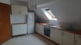 Expose Bad Erlach: Schöne Dachgeschosswohnung mit Garten(mit)benützung in toller Lage