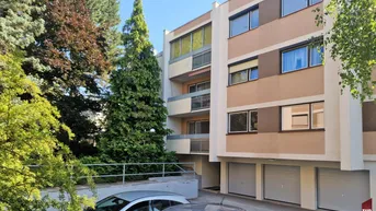 Expose Helle 2-Zimmer-Loggia Wohnung mit Gemeinschaftsgarten an den Weinbergen in Baden