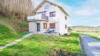 Expose Liebevoll renoviertes Wohnhaus in erhöhter Dorfrandlage
