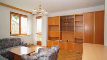 Expose Ilz: Sonnige 2-Zimmer-Wohnung mit Südwest-Balkon und Carport