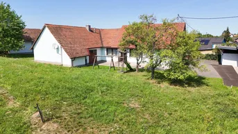 Expose Gepflegtes Einfamilienhaus mit Nebengebäude in sonniger Ruhelage