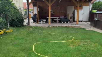 Expose Großzügiges Mehrfamilienhaus