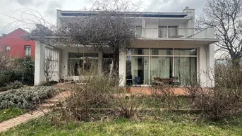 Expose Denkmalgeschütztes Architektonisches Juwel trifft modernes Wohnkomfort