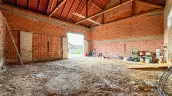 Expose Land &amp; Gut: Hof für Menschen, Tiere ... - Wohnen. Arbeiten. Anlage.