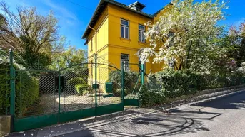 Expose Jahrhundertwende-Juwel: Jugendstil-Stadthaus mit privatem Park.