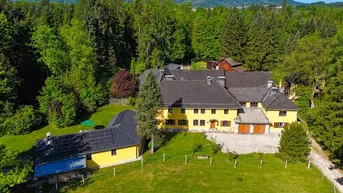 Expose Land &amp; Gut: Arrondiertes Gut in städtischer Alleinlage in Gmunden