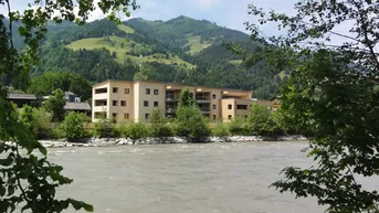 Expose INVESTMENT ODER EIGENNUTZUNG - ATTRAKTIVE GARTEN- UND TERRASSENWOHNUNG- UNVERBAUBARER BLICK NAHE STADTZENTRUM - 3 Zimmer-Stadtwohnung in St. Johann im Pongau - Ski amadé