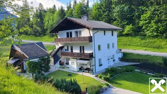 Expose Großzügiges Wohnhaus mit 3 Ferienwohnungen