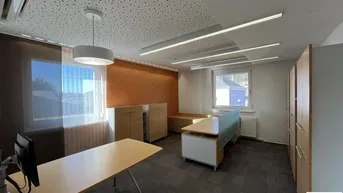 Expose Büroflächen zu vermieten!