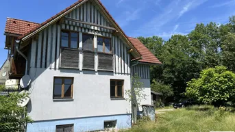 Expose Wohnhaus mit ländlichem Charme und Entwicklungspotential in der Gemeinde Wernberg