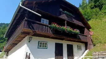Expose Traditionelles Almhaus zwischen Naturpark Weißensee und Sportberg Goldeck