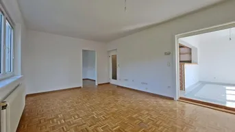 Expose Einzigartige Top 4 1/2 Zimmer Wohnung mit Wintergarten-Speisezimmer und Loggia in Baden - Nähe Schloss Leesdorf in Grünruhelage