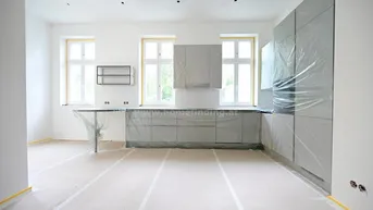 Expose Erstbezug: sanierte helle Altbauwohnung mit Loggia + Grünblick - befristet