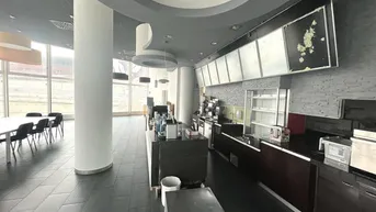 Expose Geschäftslokal im Andromeda Tower