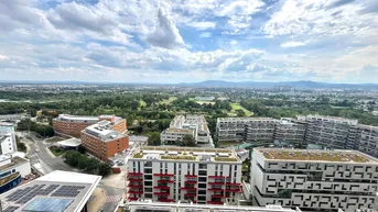 Expose Ausblick zum Staunen: Großzügige 3 Zimmer Wohnung mit Loggia + Pool + Sauna im 21. Stockwerk in 1100 Wien zu mieten