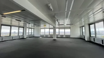 Expose Ares Tower - flexible Büroflächen in 1220 Wien zu mieten