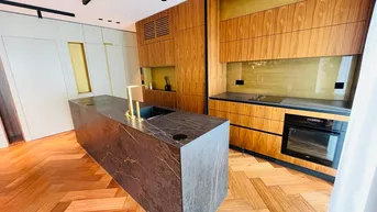 Expose High-End-Wohnung mit Terrasse in bester City-Lage – Nur 5 Minuten zum Stephansdom - zu kaufen in 1010 Wien
