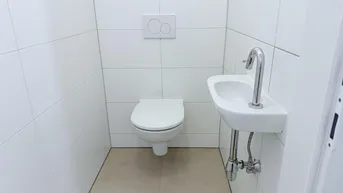 Expose Großzügige WG-geeignete Wohnung in Mitten von Graz zu mieten!